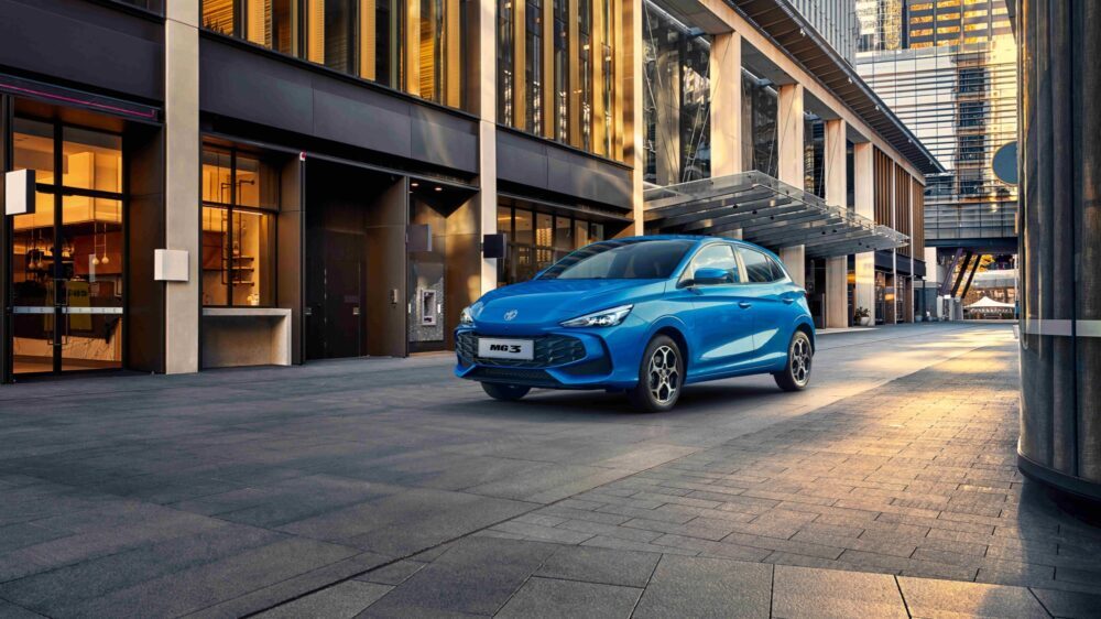 Comment se recharge une voiture hybride en 2026 ? image